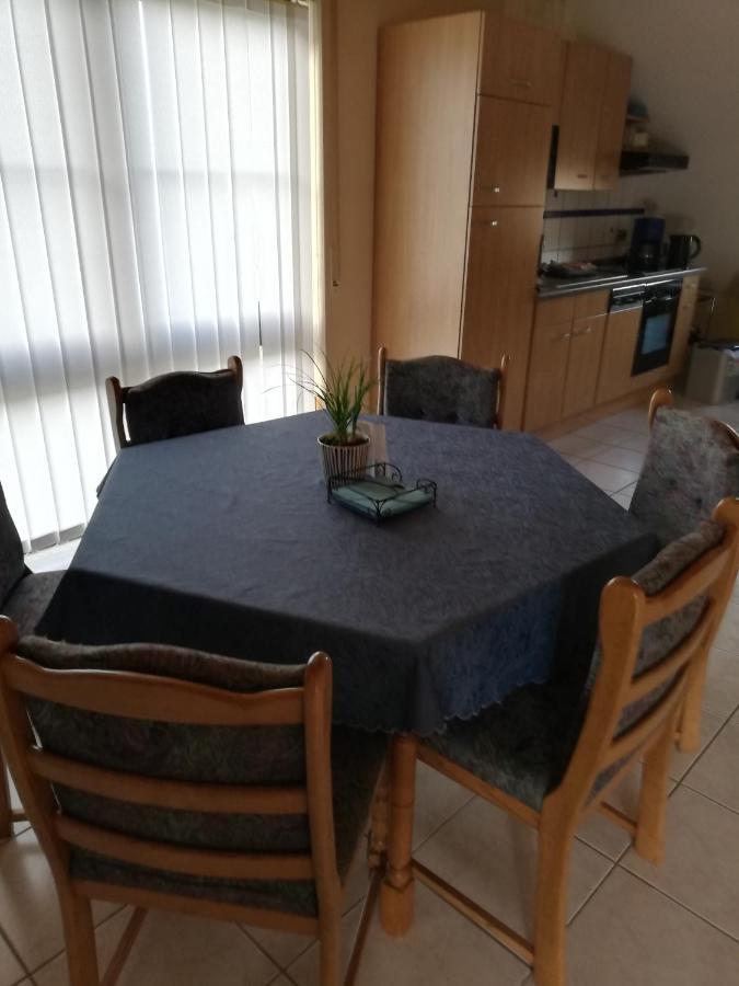 Ferienwohnung Meisenthal Naehe Nuerburgring 克尔贝格 外观 照片